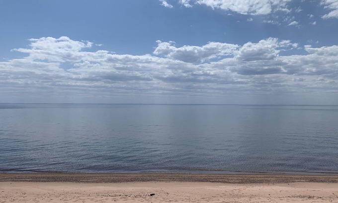 La Pointe House | Private Beach and Endless Water
