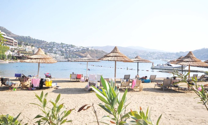 Gundogan House | Private Beach Bo Viera Residence