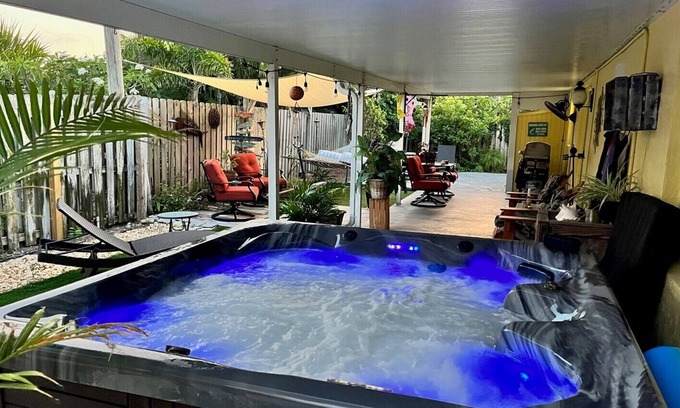 Averill Farms House | Private Beach House Paradise w/ Hot Tub