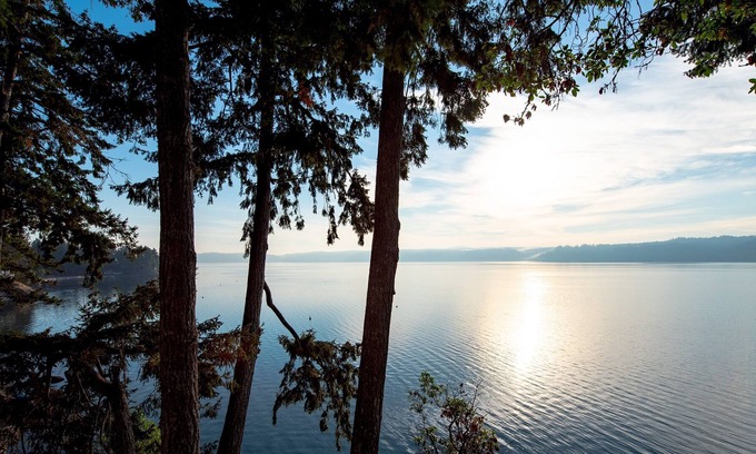 Lilliwaup House | Private Beach Hood Canal, Sleeps 10, Olympic NP
