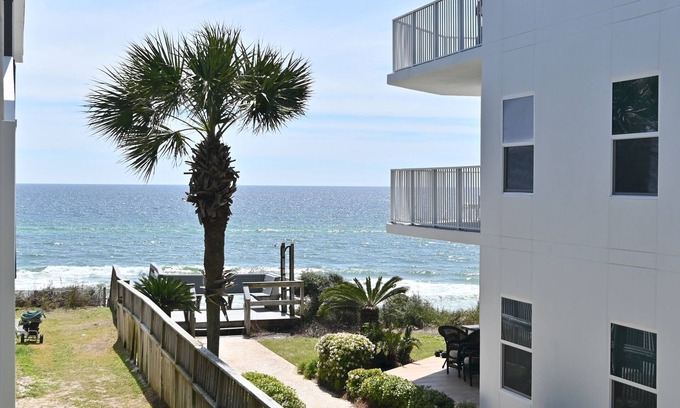 Seagrove Beach Condo | Private Beach/Chair Service/Bikes/Pool