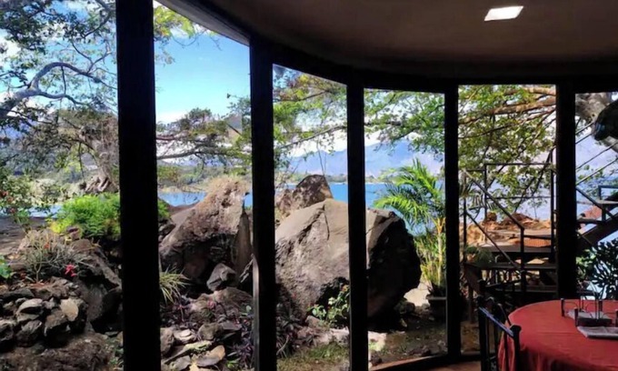Cerro de Oro Hotel | Private beachfront Lake House - Cerro de Oro