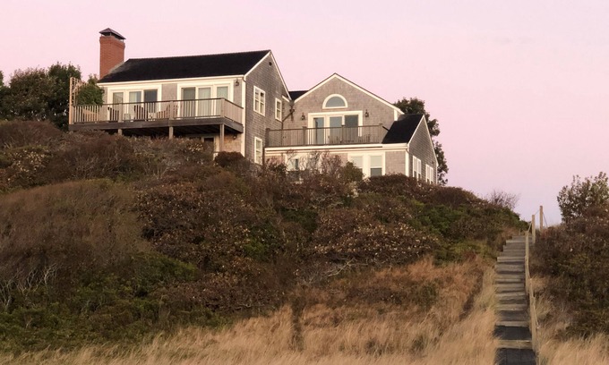 Siasconset House | Private Beachfront Home (Comfy, Cozy Nantucket Cottage)