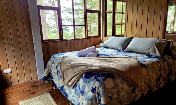Santa Catarina Barahona Cabin | Private Cabin: Bonfire & Barbecue in the Forest