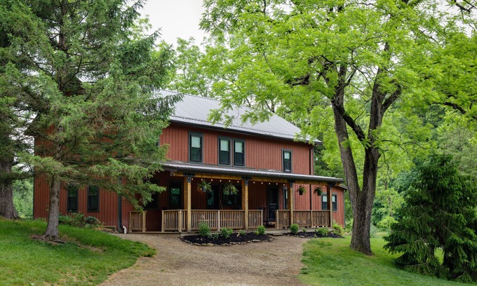 Loudonville House | Private Cabin w/Hot Tub. Woods and nature