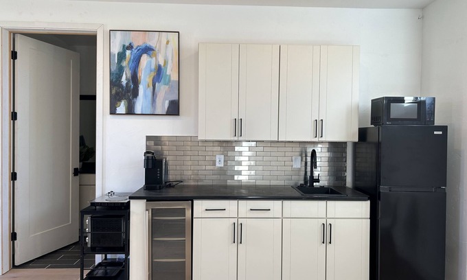 Alamogordo Apartment | Private Casita Perfect for TDY/Crash Pad