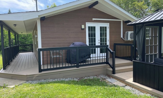 Cheticamp Cottage | Private Cottage near national park
