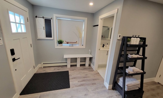 Fort Langley House | Private & cozy suite located in Fort Langley