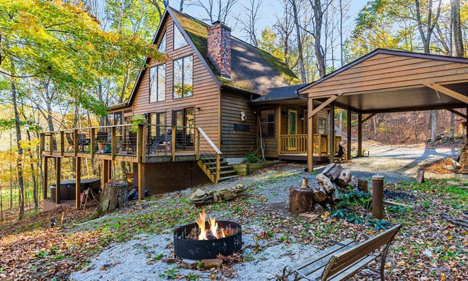 Berkeley Springs Cabin | Private Creek, Huge Deck, Hot Tub at Chalet Cabin