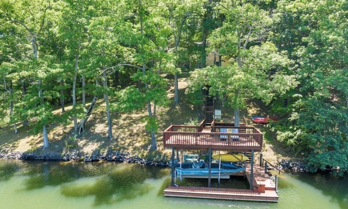 High Point House | Private dock! Pet friendly