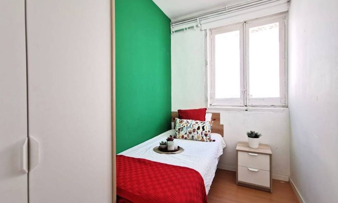 Barrio de La Latina Resort | Private room ∙ 1 bedroom ∙ 1 guest