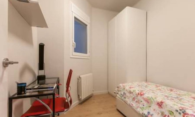 Dreta de l'Eixample Resort | Private room ∙ 1 guest