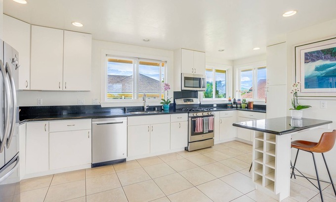 Poipu House | Private Guest House Near beaches, restaurants, shopping, and golf in Poipu Beach