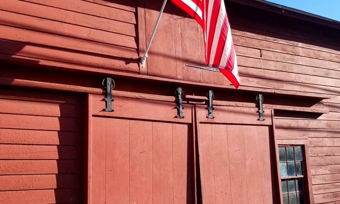 Pittsfield Apartment | Private Guest Suite in 1771 Farmhouse - 5 minutes to Jiminy Peak