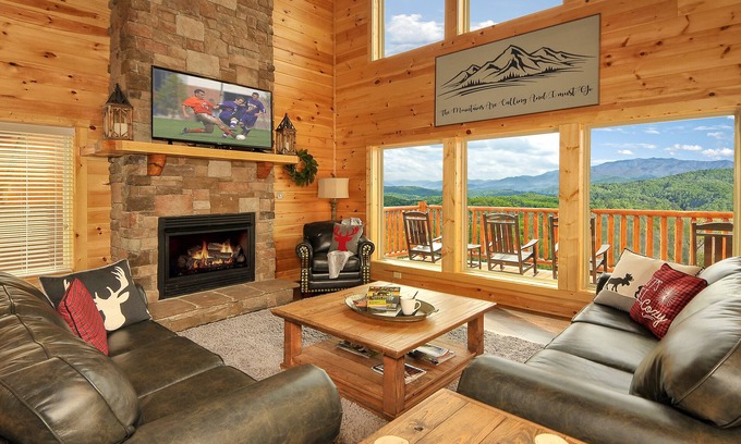 Gatlinburg - Pigeon Forge Cabin | Private Heated Indoor Pool/Theater/2 Game Rms/Views/Close To Everything!