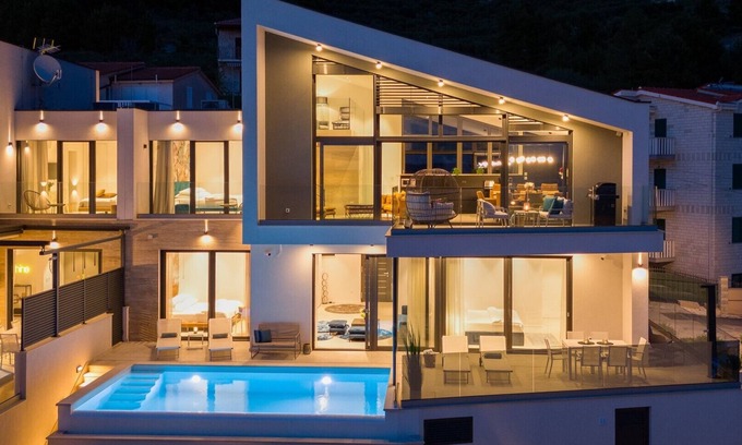 Jesenice Villa | Private heated pool, 3 bedrooms, 2 living rooms, a gym, villa for 6 people