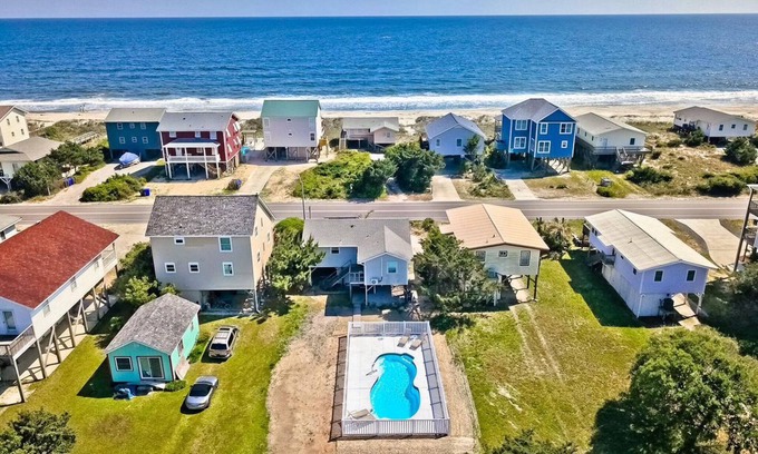 Long Beach House | Private Heated Pool and Hot Tub, across the street from the ocean!