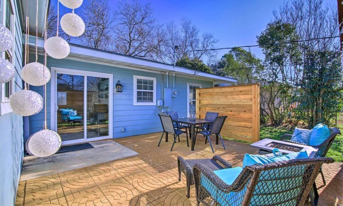 Fredericksburg House | Private Home 1 mile to Market Center