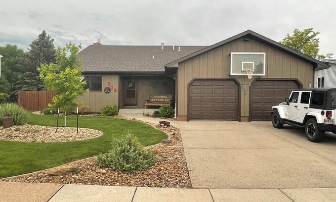 Spearfish House | Private home in beautiful Spearfish for 2021 Sturgis Motorcycle Rally.