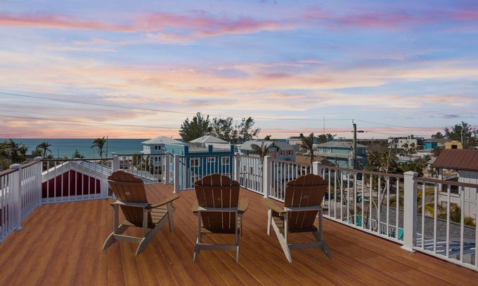 Bradenton Beach House | Private Home with Custom Pool and Spa!