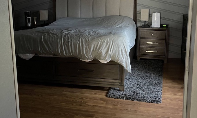 Newcastle House | Private home, within minutes to the Black Hills.