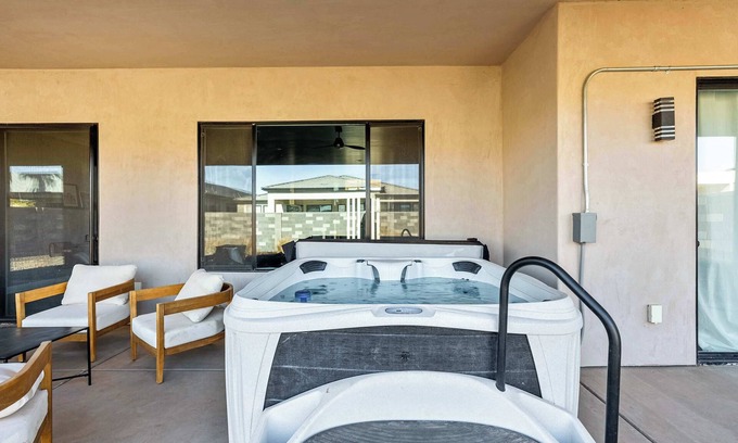 Hurricane House | Private Hot tub, Sand Hollow & Pet Friendly!