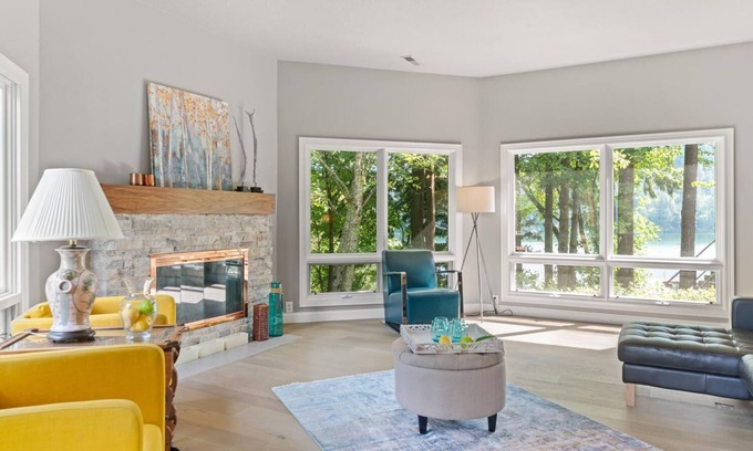 Country Club - North Shore House | Private house on the Lake Oswego Monthly Rent