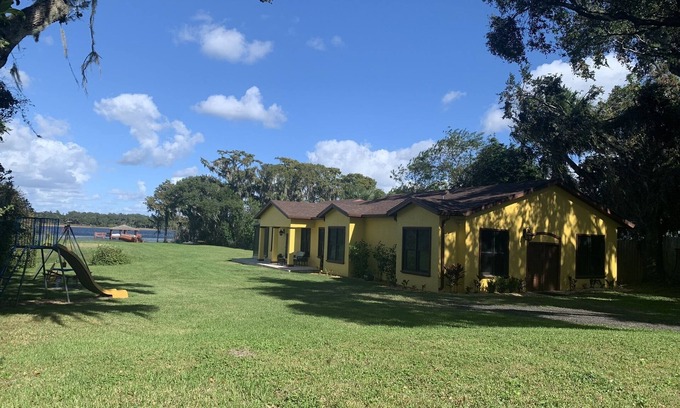 Kissimmee House | Private Lake front paradise king bed 5 mins turnpike&192