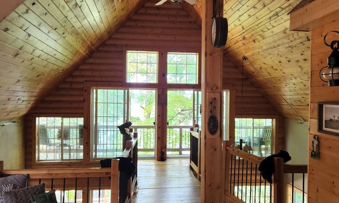 Farwell Cabin | Private lake, with private sandy beach. Beautiful five bedroom.