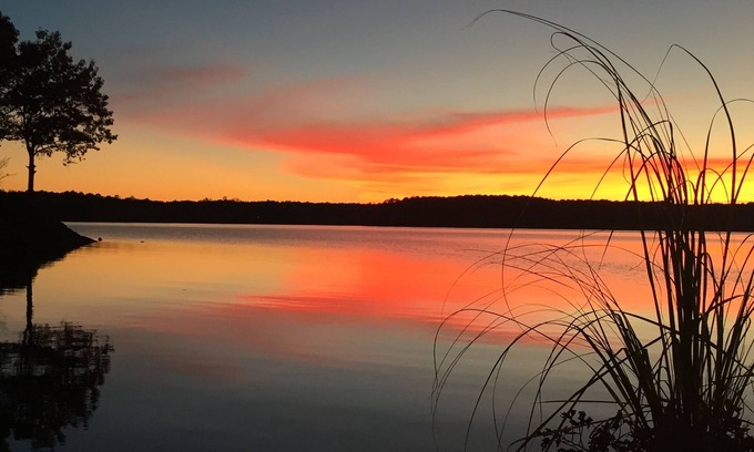 Henrico House | Private Lakeside Guesthouse, Amazing Views, Main Lake, Steps From Water
