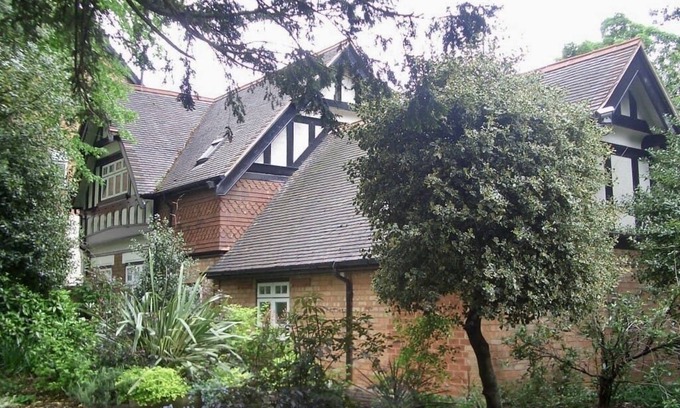 Moseley House | PRIVATE LUXURY BARN CONVERSION - PERFECT FOR CRUFTS