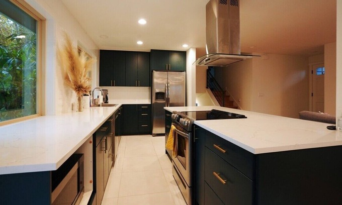 Westgate House | Private luxury home with modern finishes and walkable distance to downtown Edmonds
