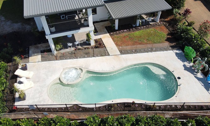 Mission Beach House | Private Luxury Villa with Resort Pool