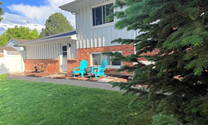 Aurora Apartment | Private Mother-in-Law Suite in Aurora Hills Near Denver, UCHealthAnschutz & DEN