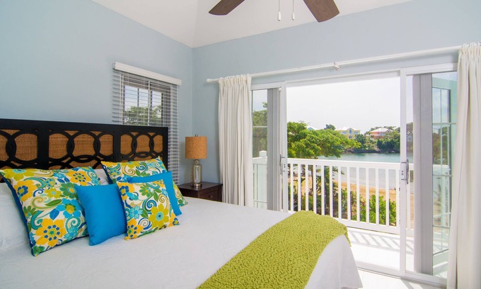 Orange Bay House | Private Oasis in Negril: Beachfront Luxury!