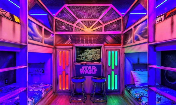 Davenport House | Private Oasis w/Pool & Movie Theater Near Disney
