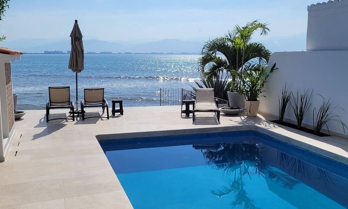 La Cruz de Huanacaxtle House | Private Ocean Front Casa with Private Pool & Amazing Views