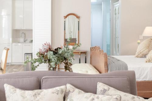 Cape Town City Centre Apartment | Private Penthouse NO Loadshedding