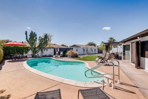 Village Grove House | Private Pool and Grill Scottsdale Getaway!