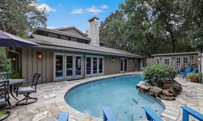 Fernandina Beach House | Private Pool Home | Newly Updated Gourmet Kitchen | 8 Minute Walk to the Beach