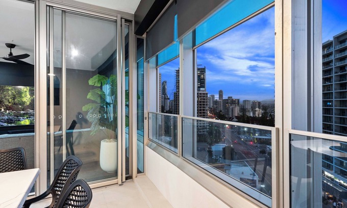 Surfers Paradise Apartment | Private Q Tower Apartments - Wow Stay