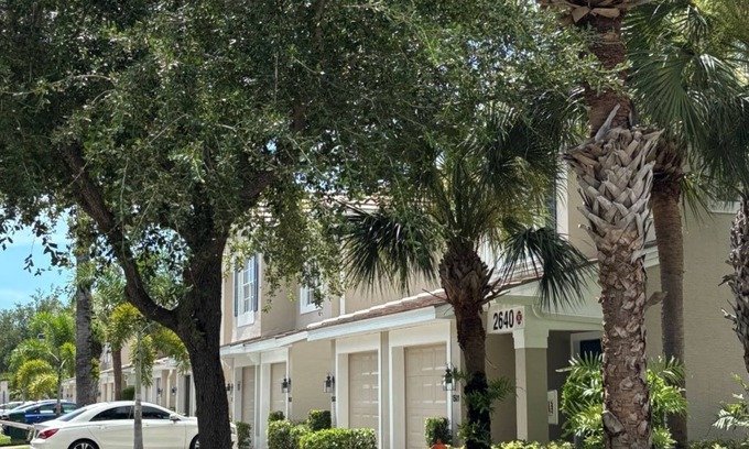 Trafalgar Condo | Private residential, gated community with resort ambiance