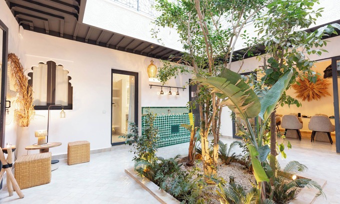 Kasbah House | Private riad in the Medina with rooftop pool and breakfast included.