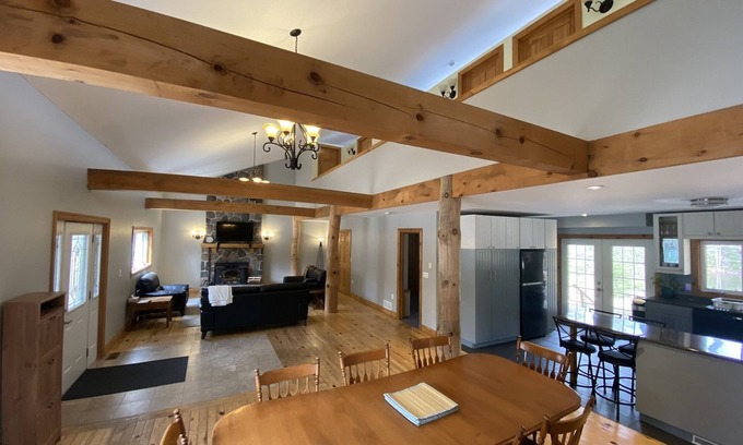 Ramara Cottage | Private River Front Cottage