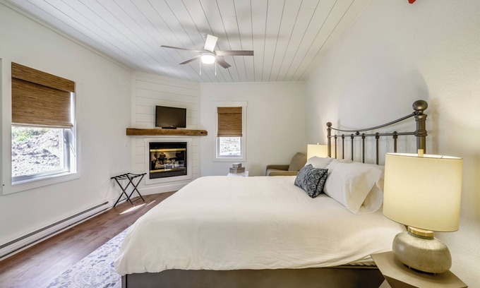 North Glade Hills Resort | Private Rm 1, Handicap Accessible, 10 quiet acres