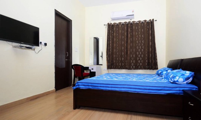 Faridabad Resort | Private room ∙ 2 guests