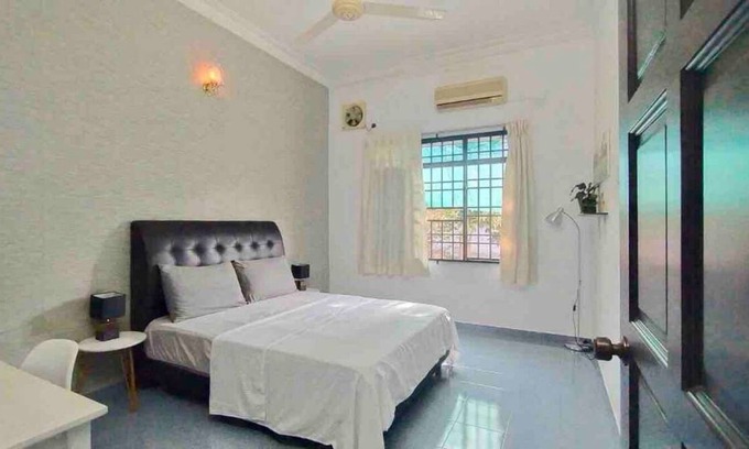 Tasek Gelugor Resort | Private room ∙ 2 guests