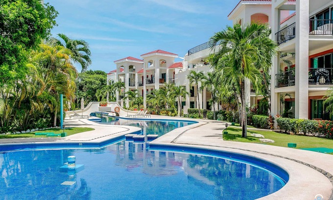 Playacar Condo | Private Rooftop Lounge and Resort like Pool Onsite