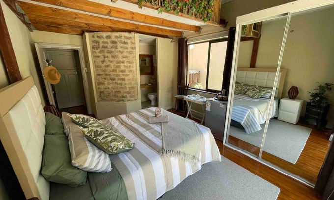 Camps Bay Resort | Private room ∙ 1 bedroom ∙ 2 guests