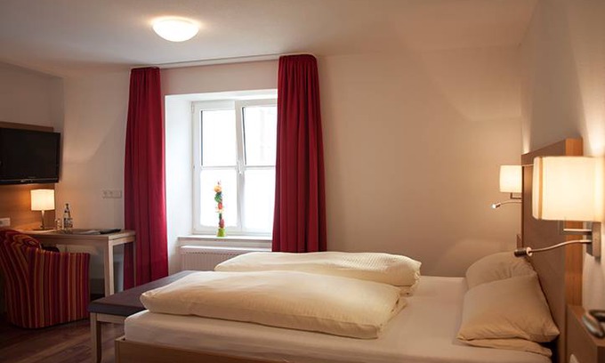 Harburg Resort | Private room ∙ 1 bedroom ∙ 2 guests
